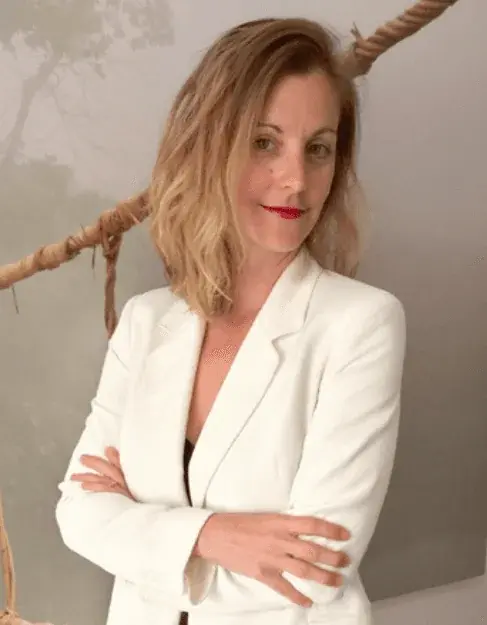 Dr. Estela Llado
